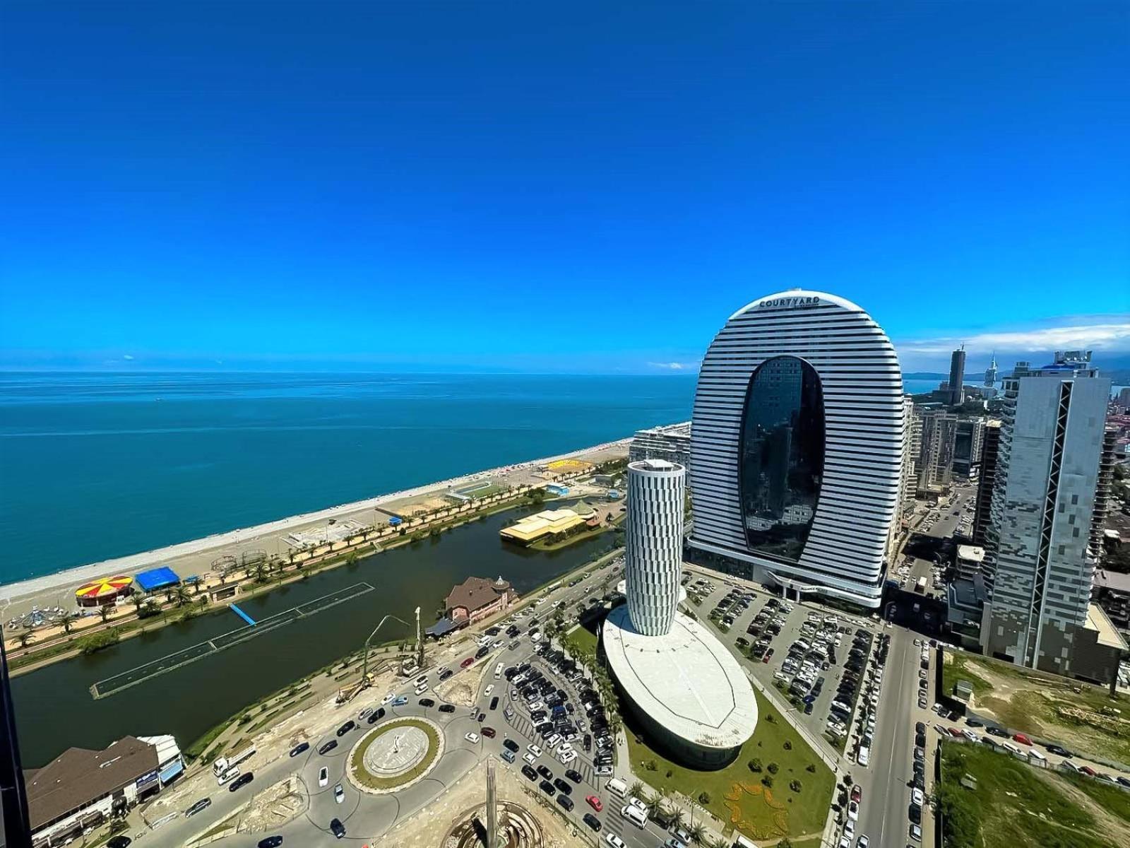 Black Sea Apartment In Orbi City Batumi Exteriör bild