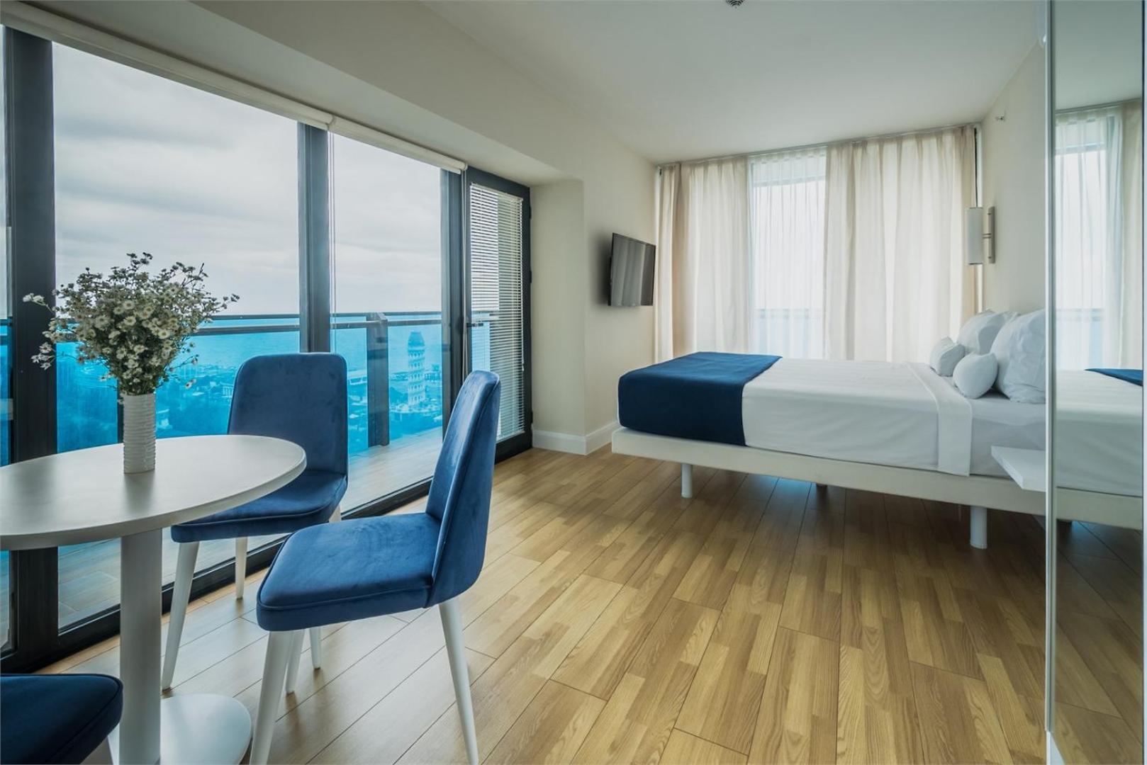 Black Sea Apartment In Orbi City Batumi Exteriör bild